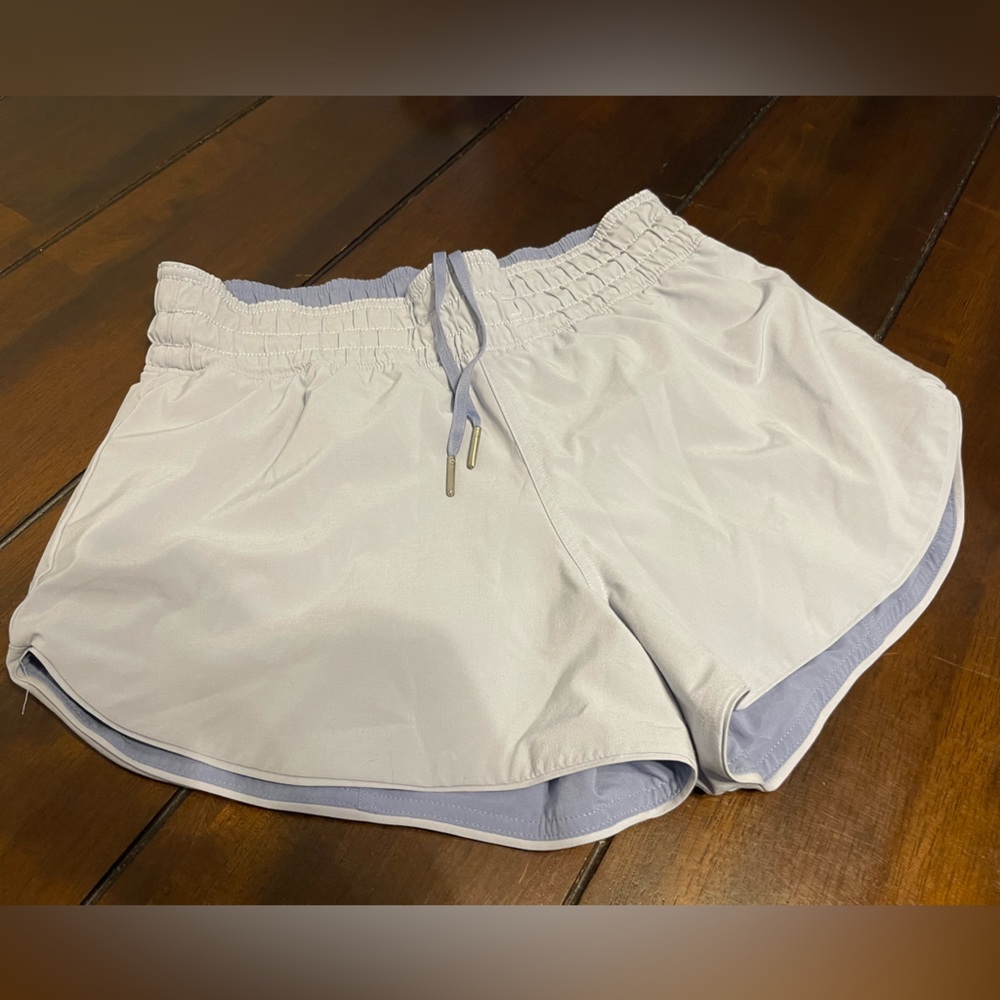 Reversible LULULEMON Women’s Shorts